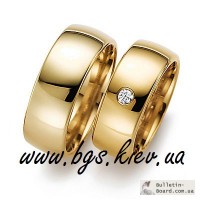 Классические широкие золотые обручальные кольца