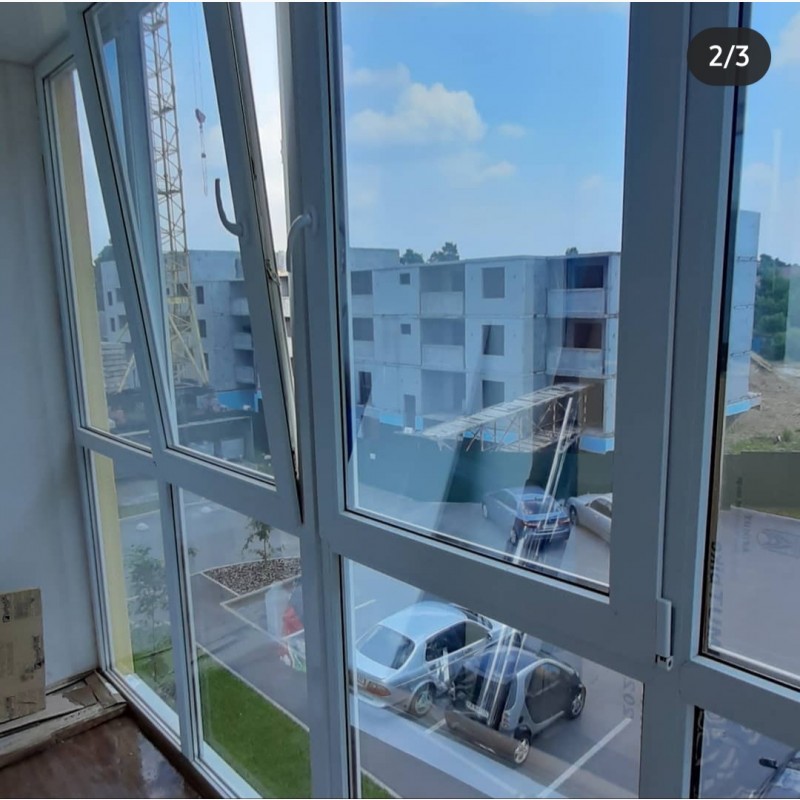 Фото 4. Тонировка окон и перегородок плёнками квартир, домов, офисов