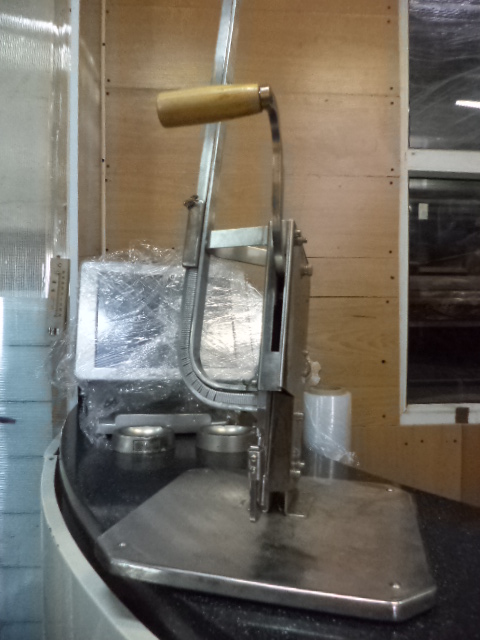 Фото 13. Клипсатор, куттер шприц для колбасы фаршемес льдогенератор оборудование для мясного цеха