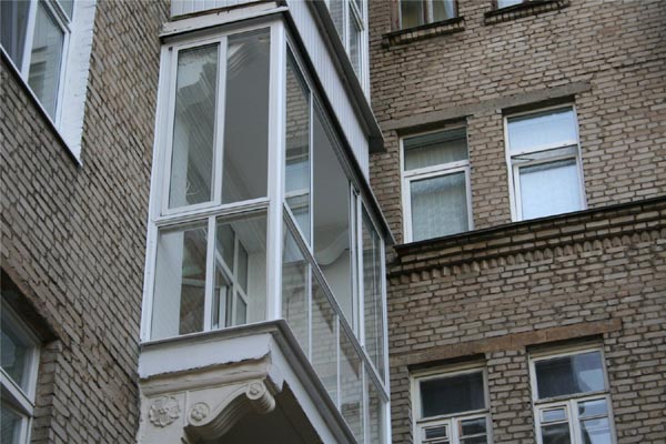 Фото 10. Остекление балконов и лоджий в Харькове от Окна Альтек