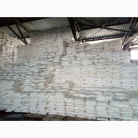 Компания оптом продает пшеничную муку в/с, 1 с на экспорт от 22/т