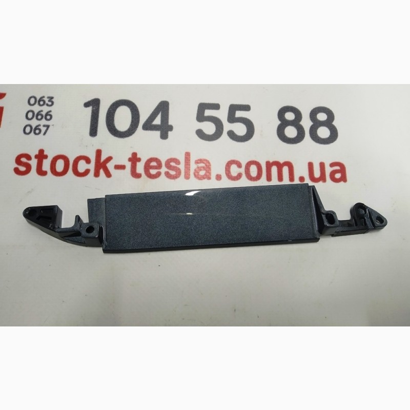 Пластина наружной ручки двери передней/задней правая PMTG Tesla model S, mo