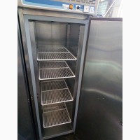 Шкаф холодильный бу Electrolux. Промышленные холодильники бу