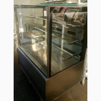 Продам бу холодильную витрину Бордо ВХС-1, 25 с гарантией шесть месяцев