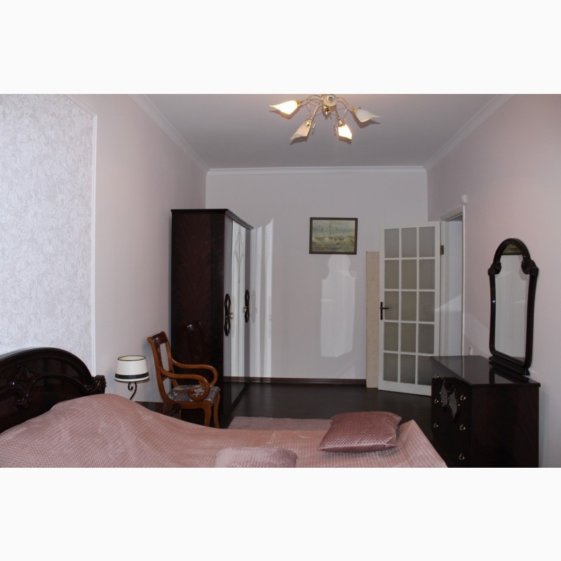 Фото 2. Продам просторную квартиру в тихом центре Одессы – Приморском районе