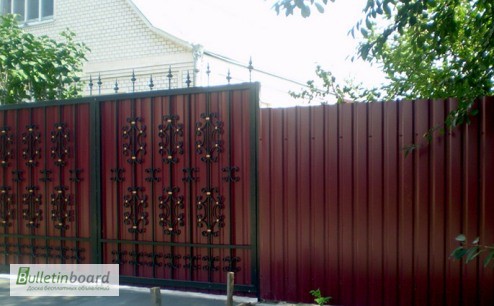 Фото 2. Металлические заборы из профнастила, распашные ворота, гаражные в Мариуполе