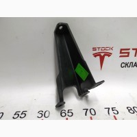 Кронштейн пластика стеклоочистителей Tesla model X 1055405-00-B 1055405-00