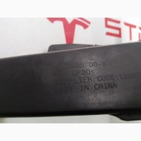 Кронштейн пластика стеклоочистителей Tesla model X 1055405-00-B 1055405-00