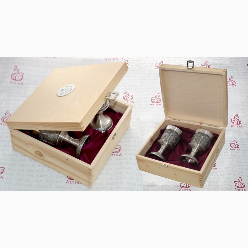 Фото 8. Уникальные оловянные наборы для вина Артина барельефами Дюрера и Рембранта