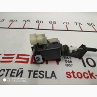 Привод замка капота электрический левый правый Tesla model S model S REST