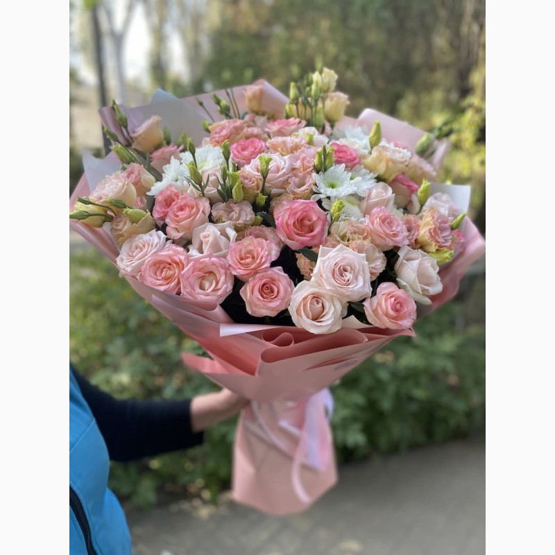 Фото 3. Купити букети троянд у Запоріжжі - тільки у крамниці квітів Flowers Story