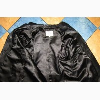 Стильная женская кожаная куртка STUDIO. Лот 144