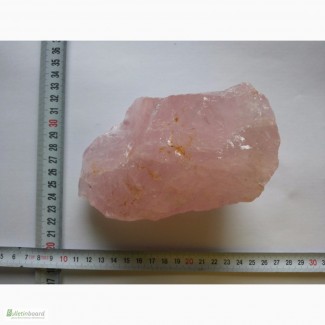 Распродажа Розовый кварц (природный необработанный), 1001 грамм