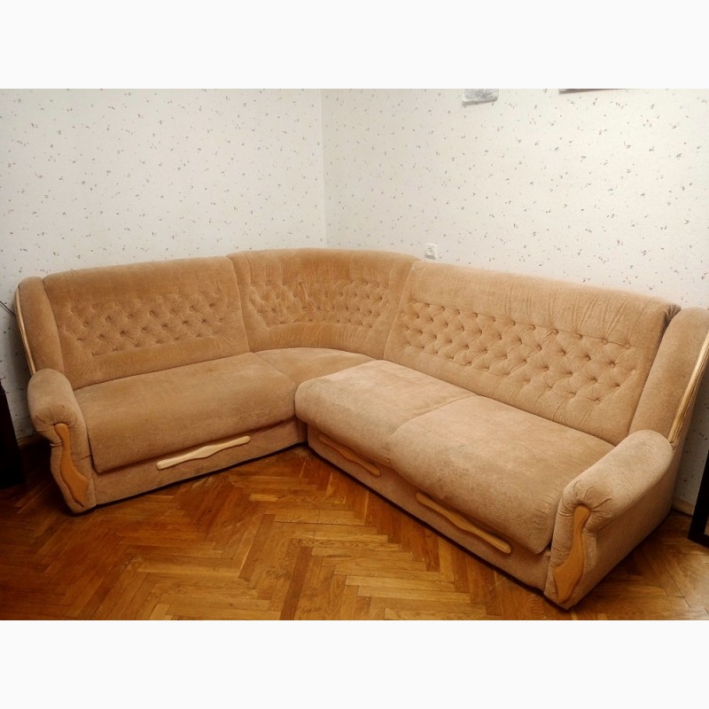 Фото 2. Кутовий диван та розкладне крісло- гарнітурriE