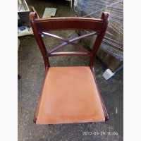 Продам стулья б/у из дерева мягкое сиденье