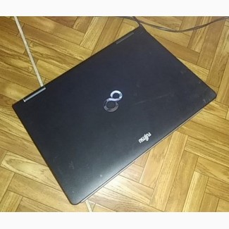 Ноутбук Fujitsu Lifebook S751