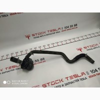 Шланг охлаждения клапана 4-х ходового системы охлаждения Tesla model S 6007