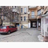 Продаж нежилого приміщення на вул. Саксаганського, 101