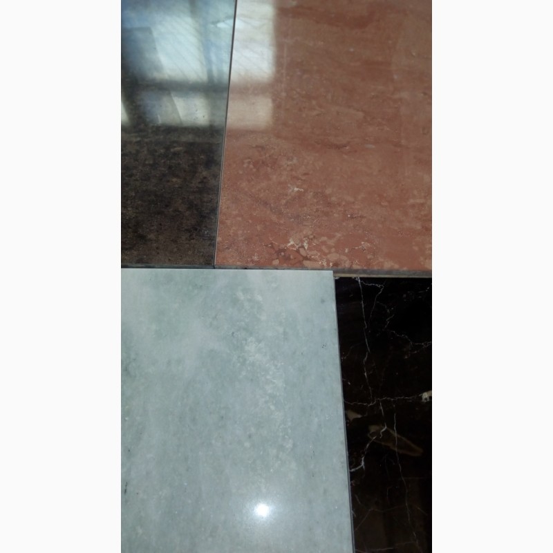 Фото 7. Десять миллиметров толщина мраморной плитки на метро Петровка