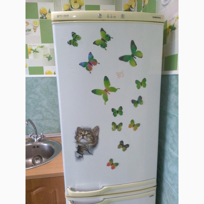 Фото 2. Бабочки 2 декор на холодильник