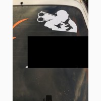 Наклейка на авто Охотник Чёрная, Белая светоотражающая