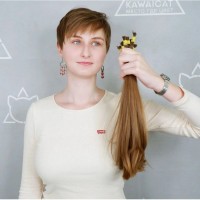 Ми приймаємо волосся від 35 см у Львові де підстригти довге волосся у Львові