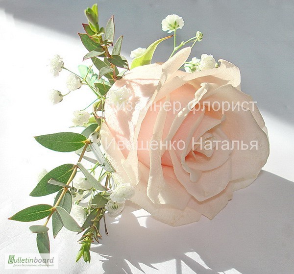 Фото 7. Заколка из цветов на выпускной, заколка под заказ Киев