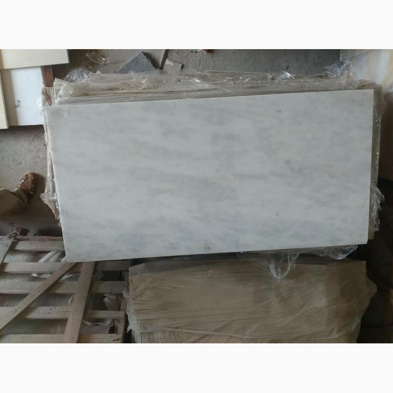 Фото 7. Плитка мраморная белая 610х305х10 мм. Плитка из натурального белого мрамора. Полированная
