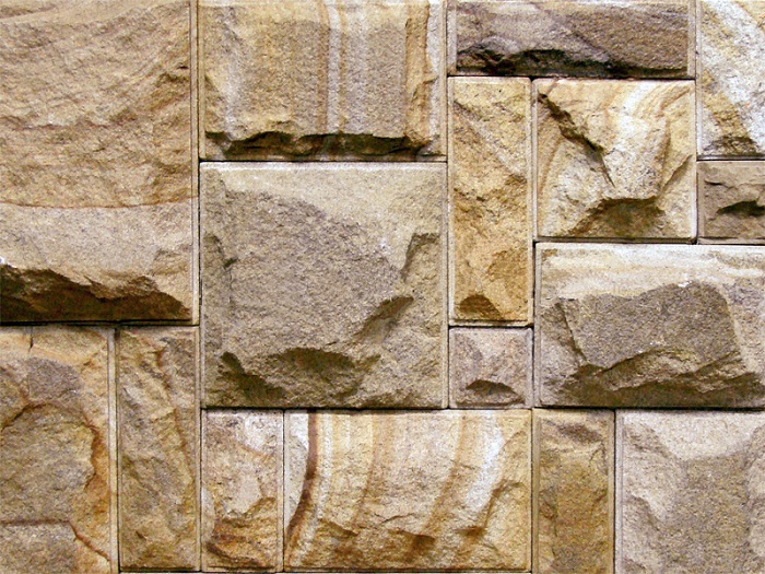Фото 3. Плитка резанная со сколом из камня песчаника природного