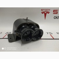 Переходник охладителя батареи бинокль в сборе Tesla model X S REST 1003117