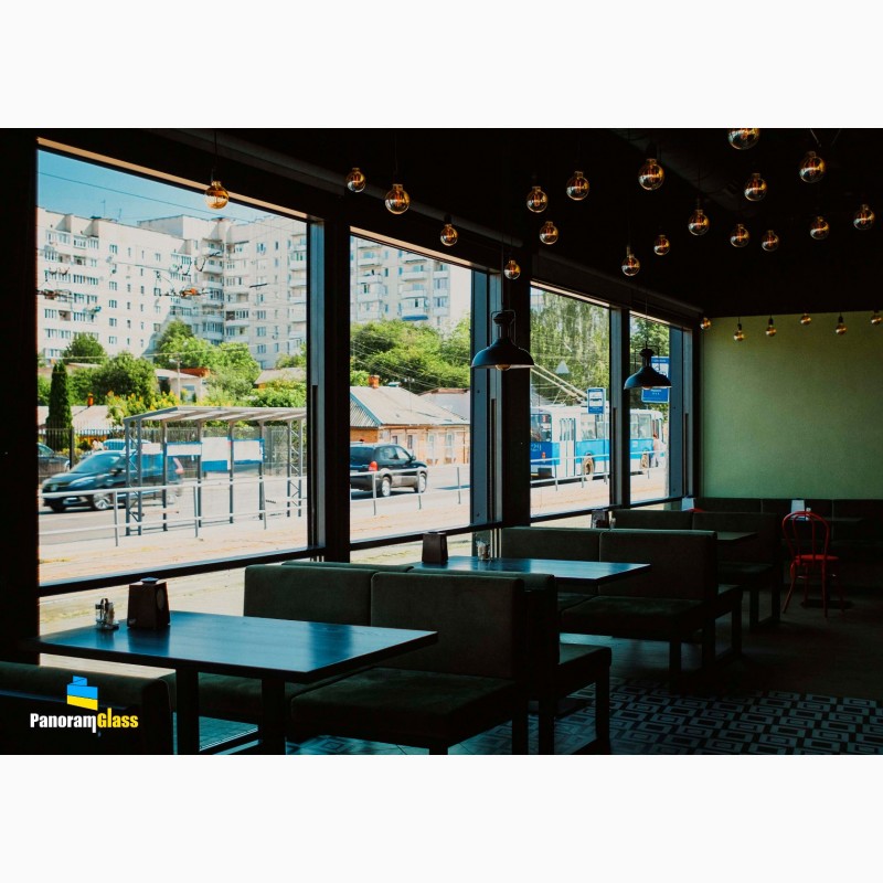 Фото 2. Скління ресторанів та кафе панорамними розсувними системами