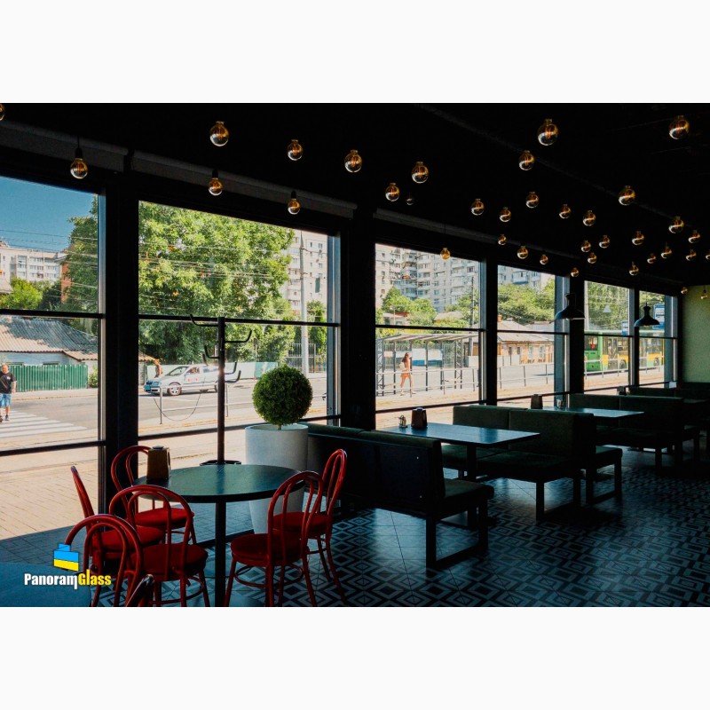 Фото 6. Скління ресторанів та кафе панорамними розсувними системами