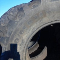 Бу шина 540/65R34 Michelin