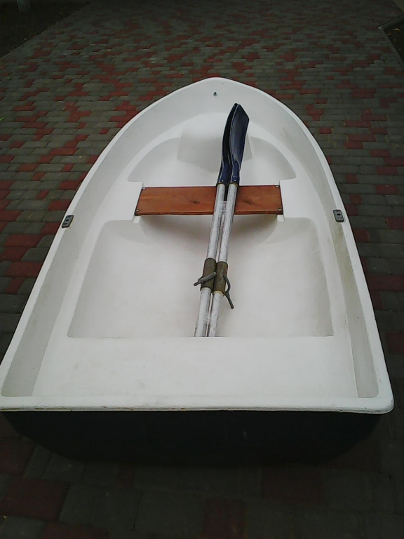 Фото 10. Лодка стеклопластиковая Малыш, 2, 5 м