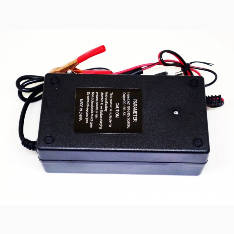 Фото 2. Автомобильное зарядное устройство 12 вольт 5 ампер UKC Battery Charger 5A