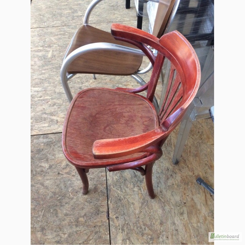 Фото 2. Продам ирландские стулья бу для кафе, паба, ресторана