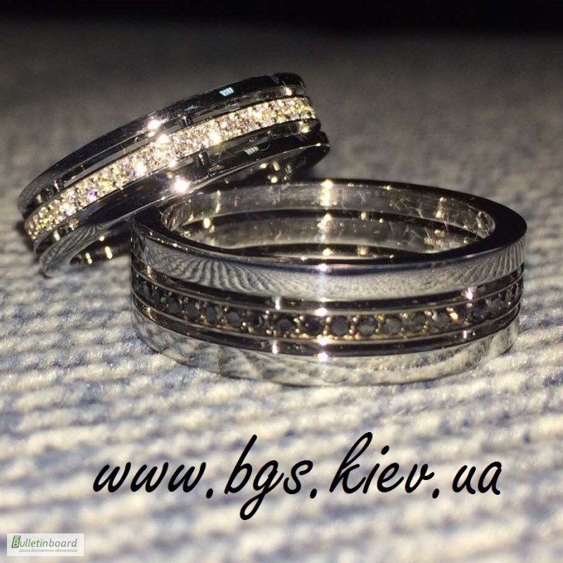 Фото 3. Обручальные кольца с черными и белыми бриллиантами