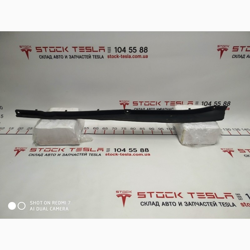 Фото 3. Задний молдинг (плавник) защиты двигателя правый длинный Tesla model S 6008